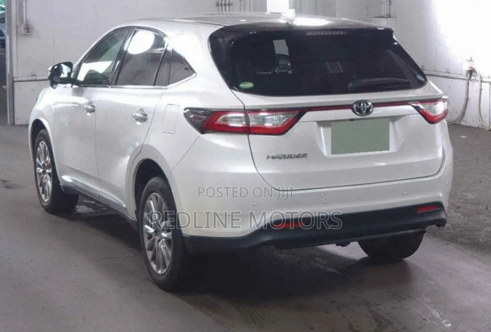 Toyota Harrier 2.0 2019 White