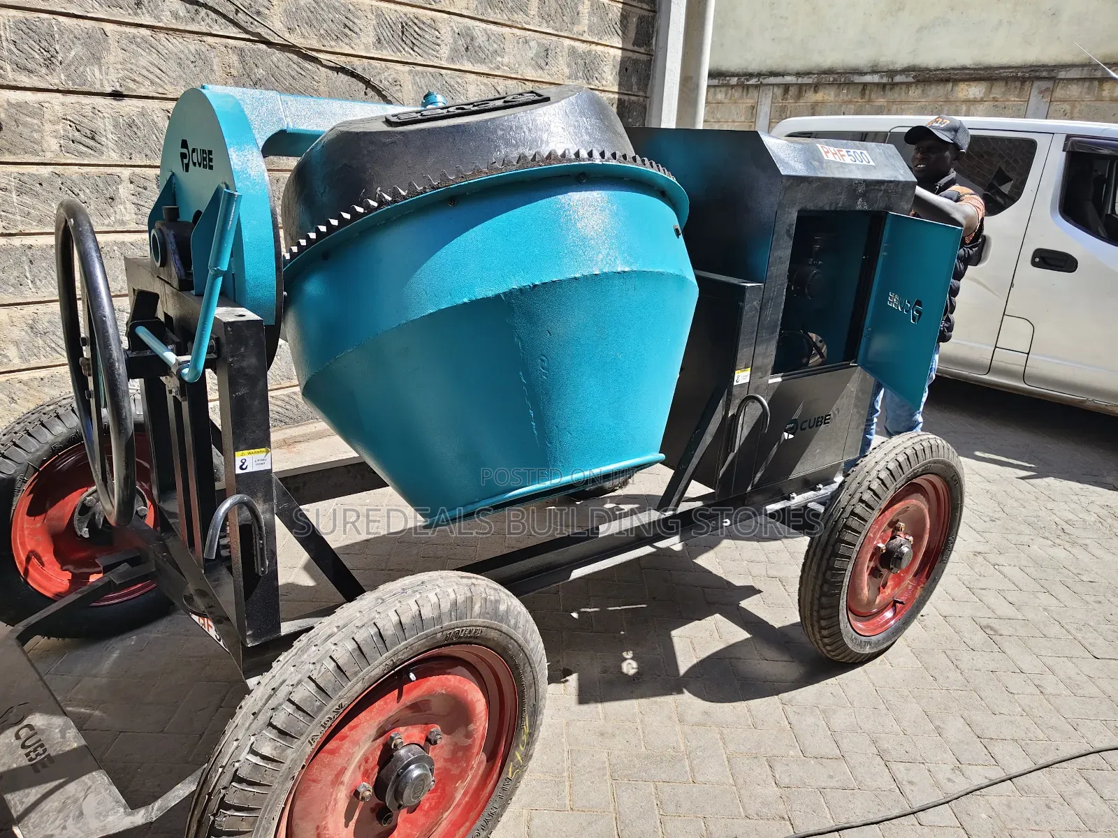 Heavy-duty 500-litre Diesel Concrete Mixer