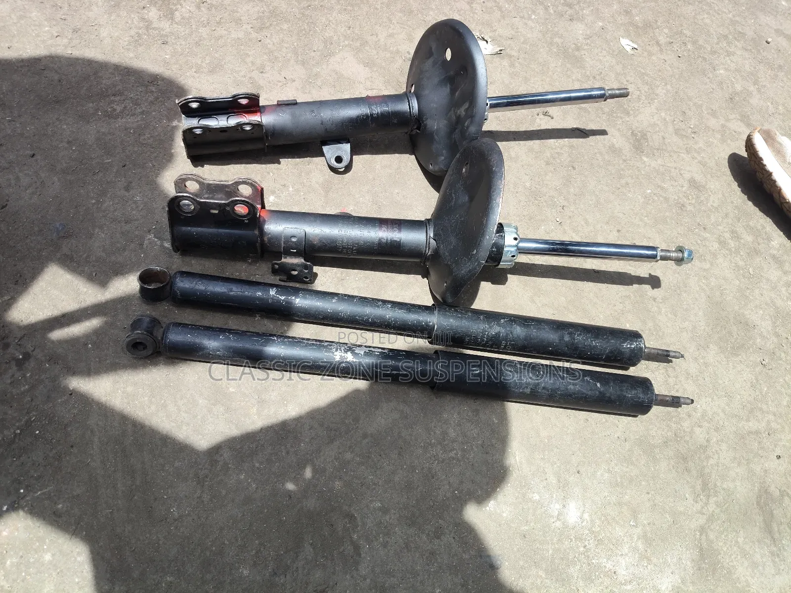 Toyota Rav4 L Front and Back Shocks