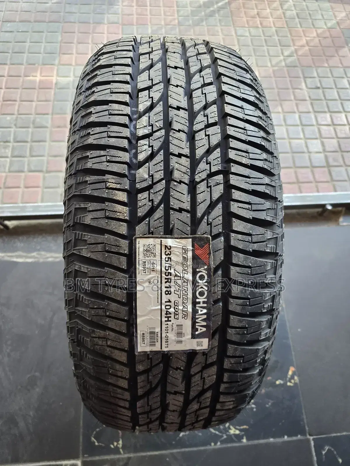 235 /55 R18 Yokohama Tyres (G015) Thailand.
