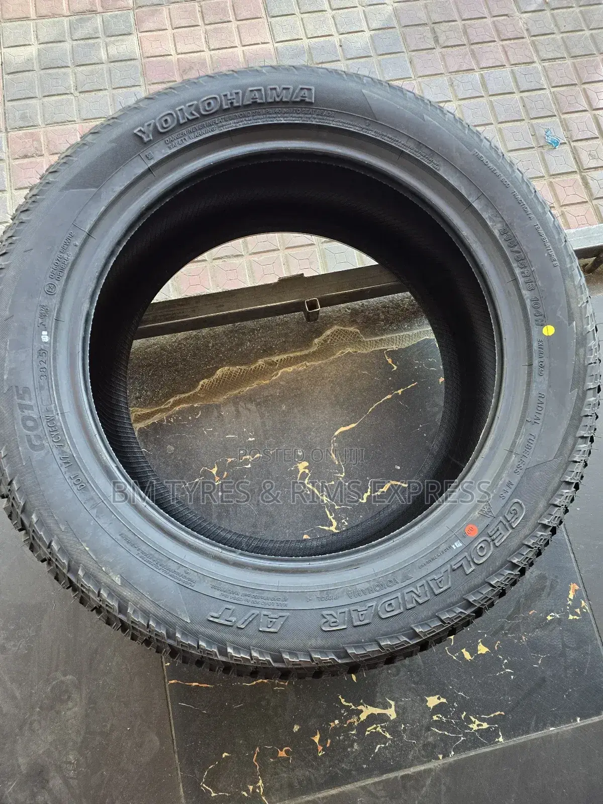235 /55 R18 Yokohama Tyres (G015) Thailand.