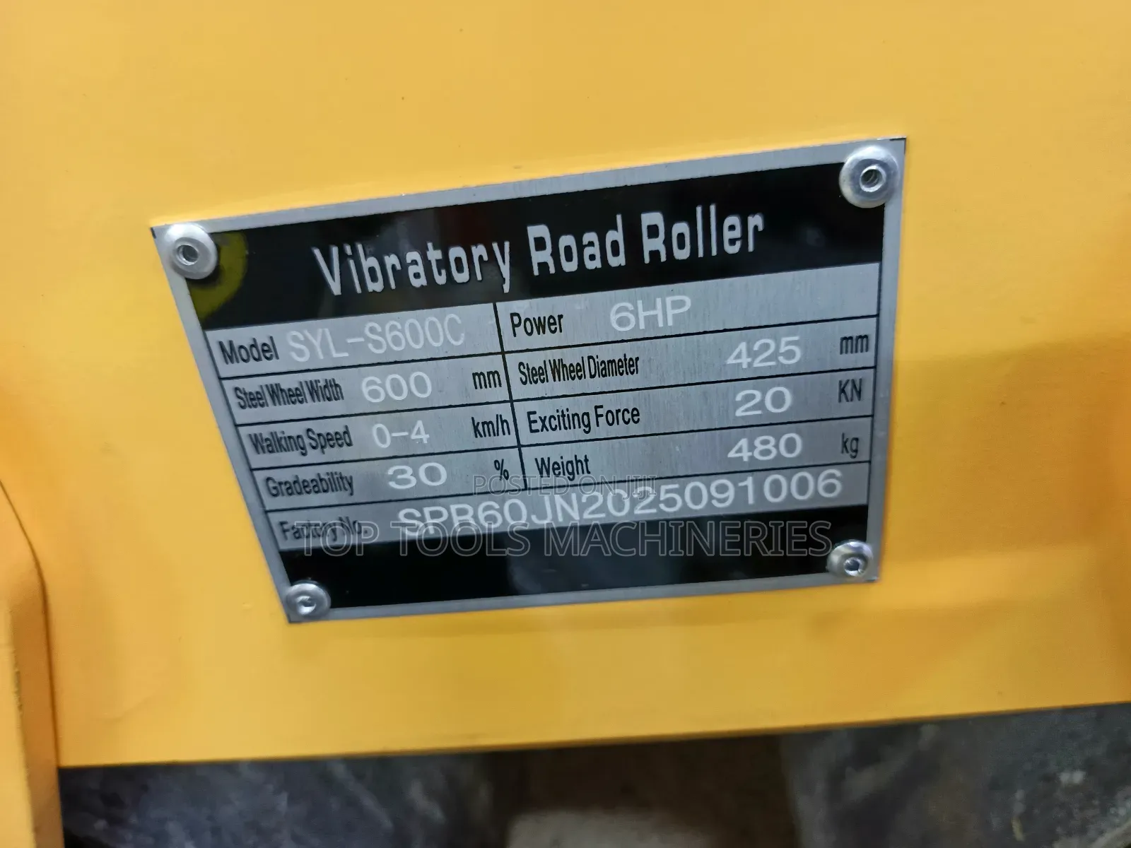 Spartan Road Roller Machine