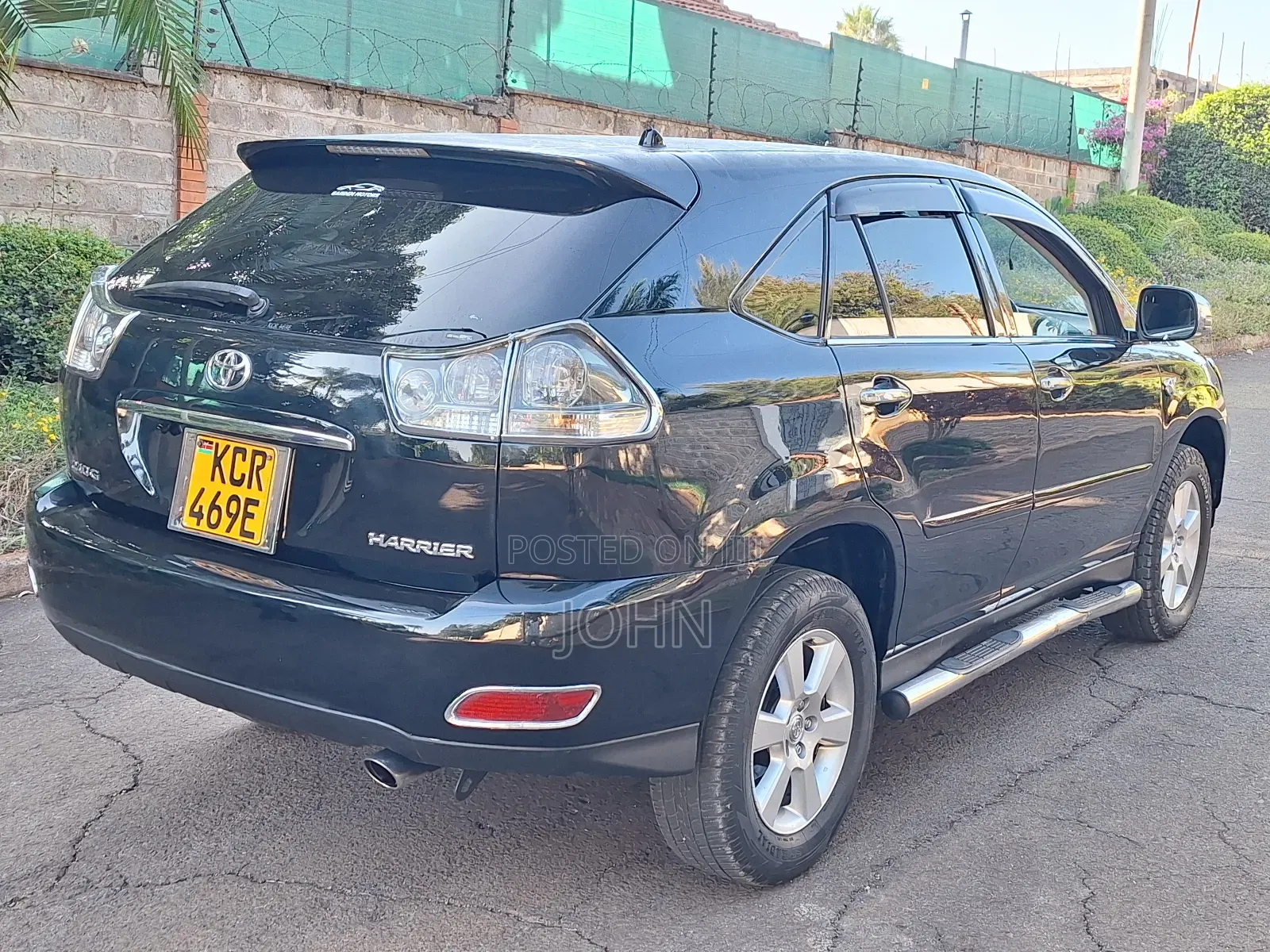 Toyota Harrier 2.4 2011 Black
