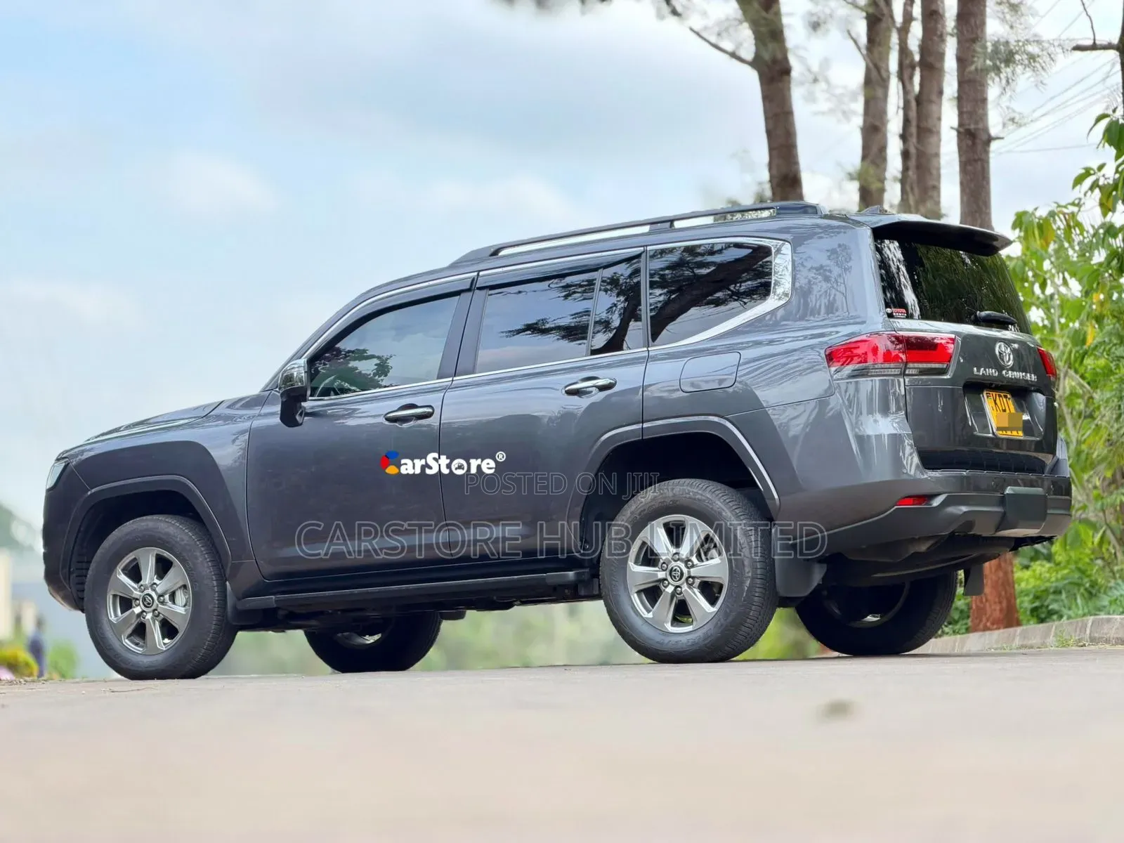 Toyota Land Cruiser LC300 2024 Gray