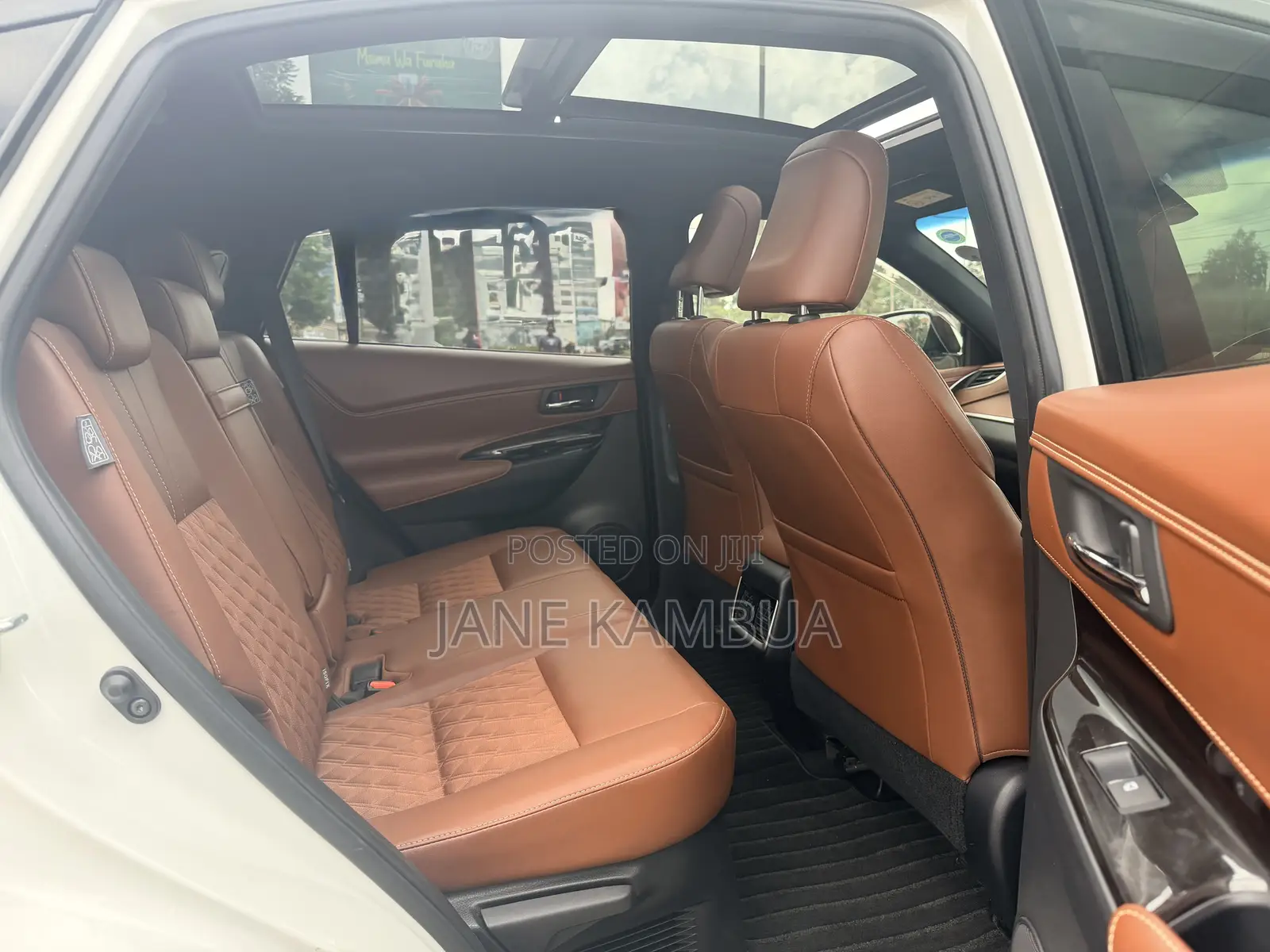 Toyota Harrier 2.0 2018 White