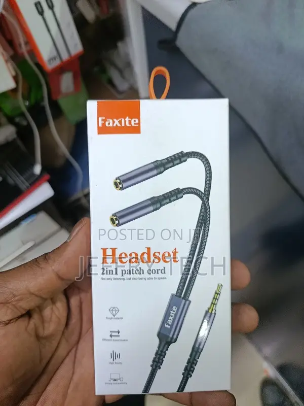 Headphone Splitter, 3.5mm Audio Stereo Y Splitter Cable Male to Female