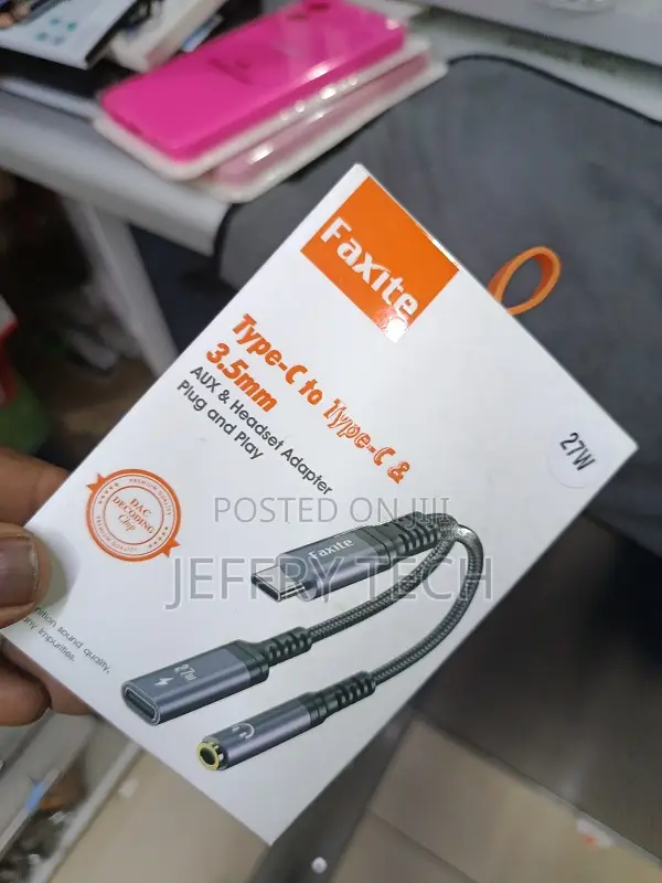 Usb C to 3.5mm Headphone and Charger Adapter, 2-in-1 Usb C to Aux Mic
