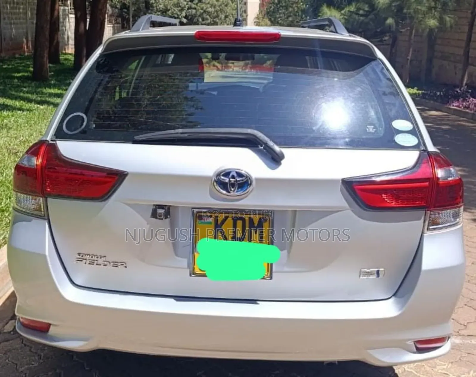 Toyota Corolla Fielder 2016 Silver