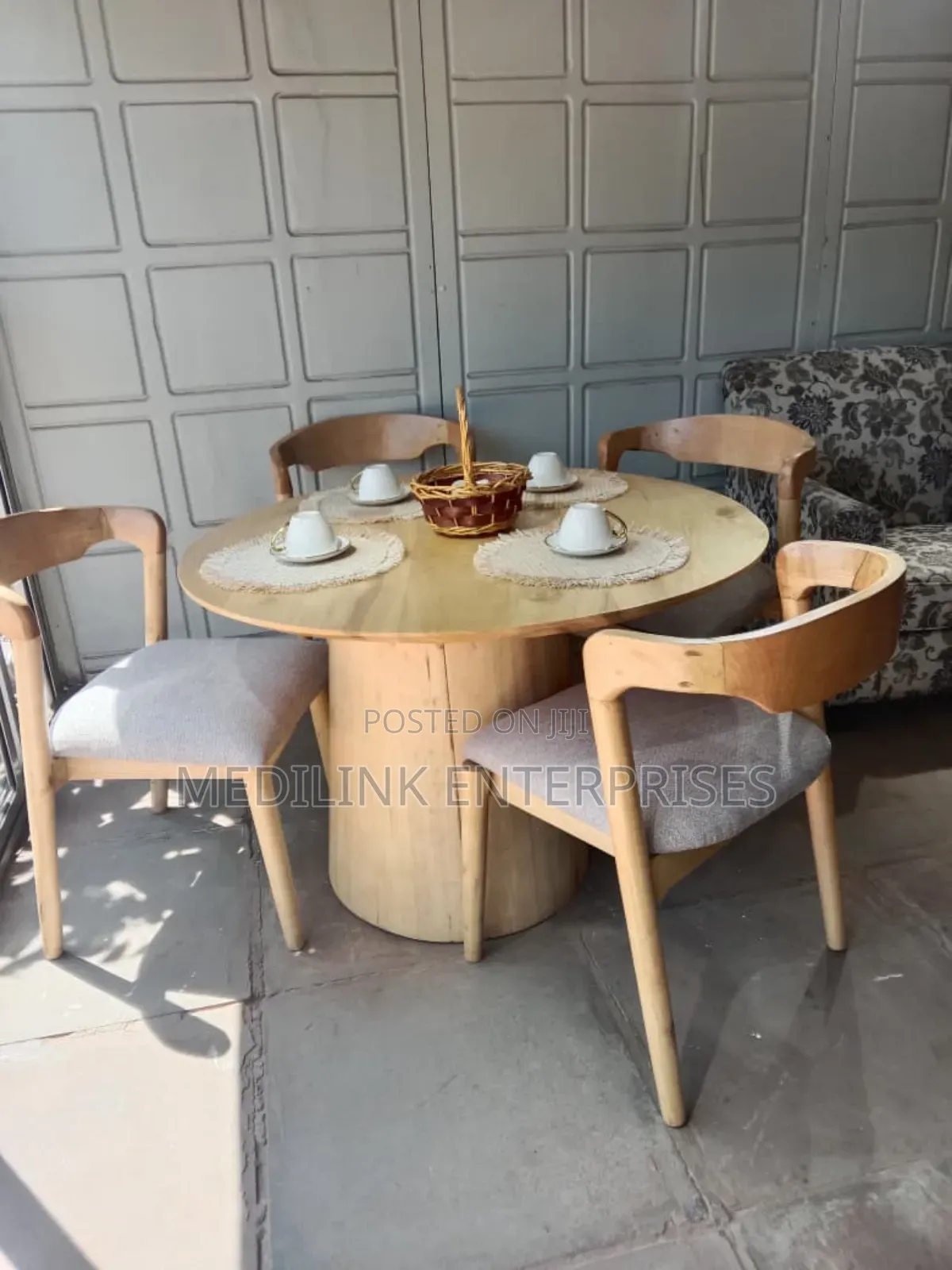 Sudan Teak 4 Seater Single Stand Dinner Table Set