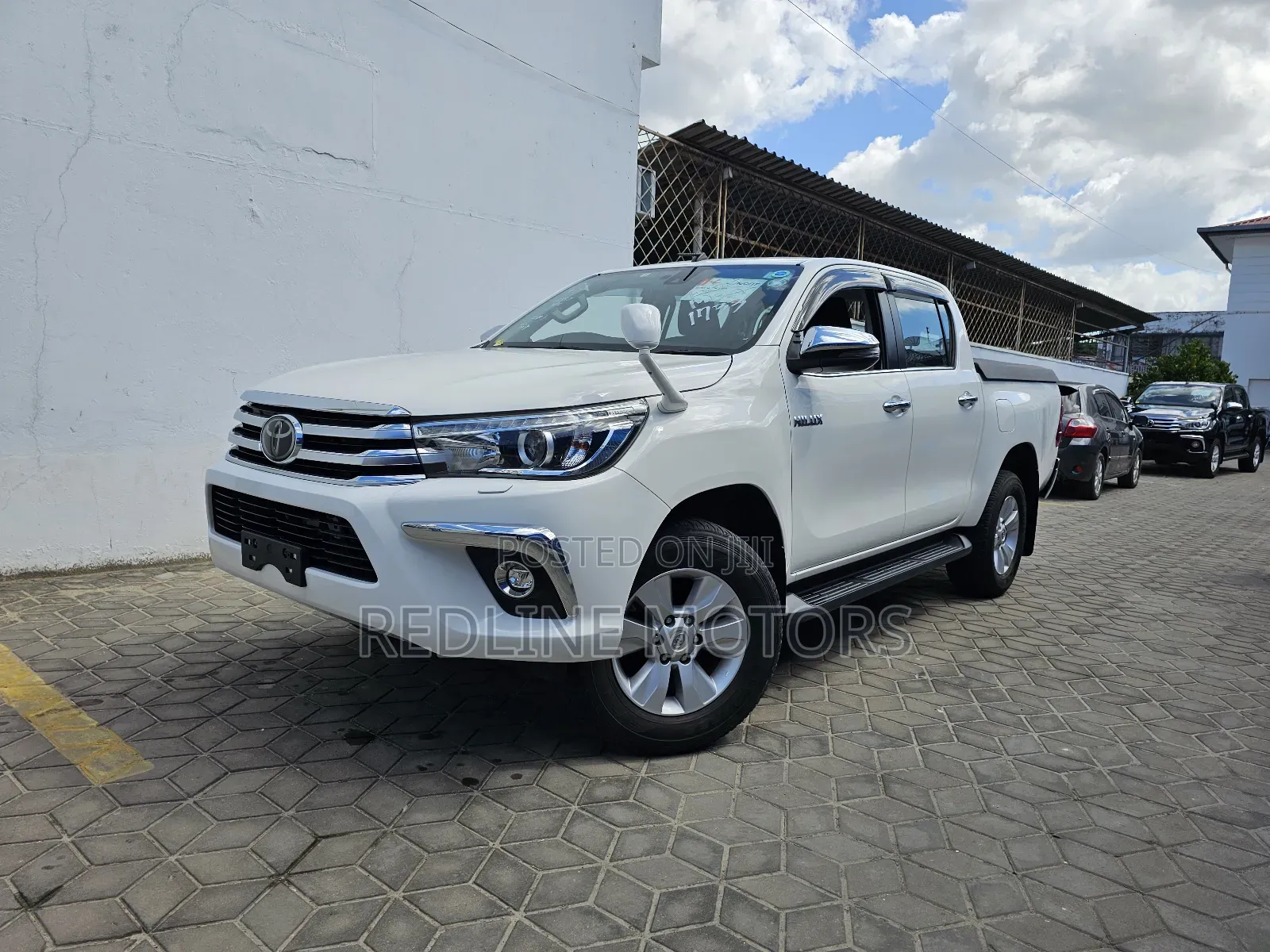 Toyota Hilux Revo Double Cab Deisel 2.4 AWD 2018 Off white