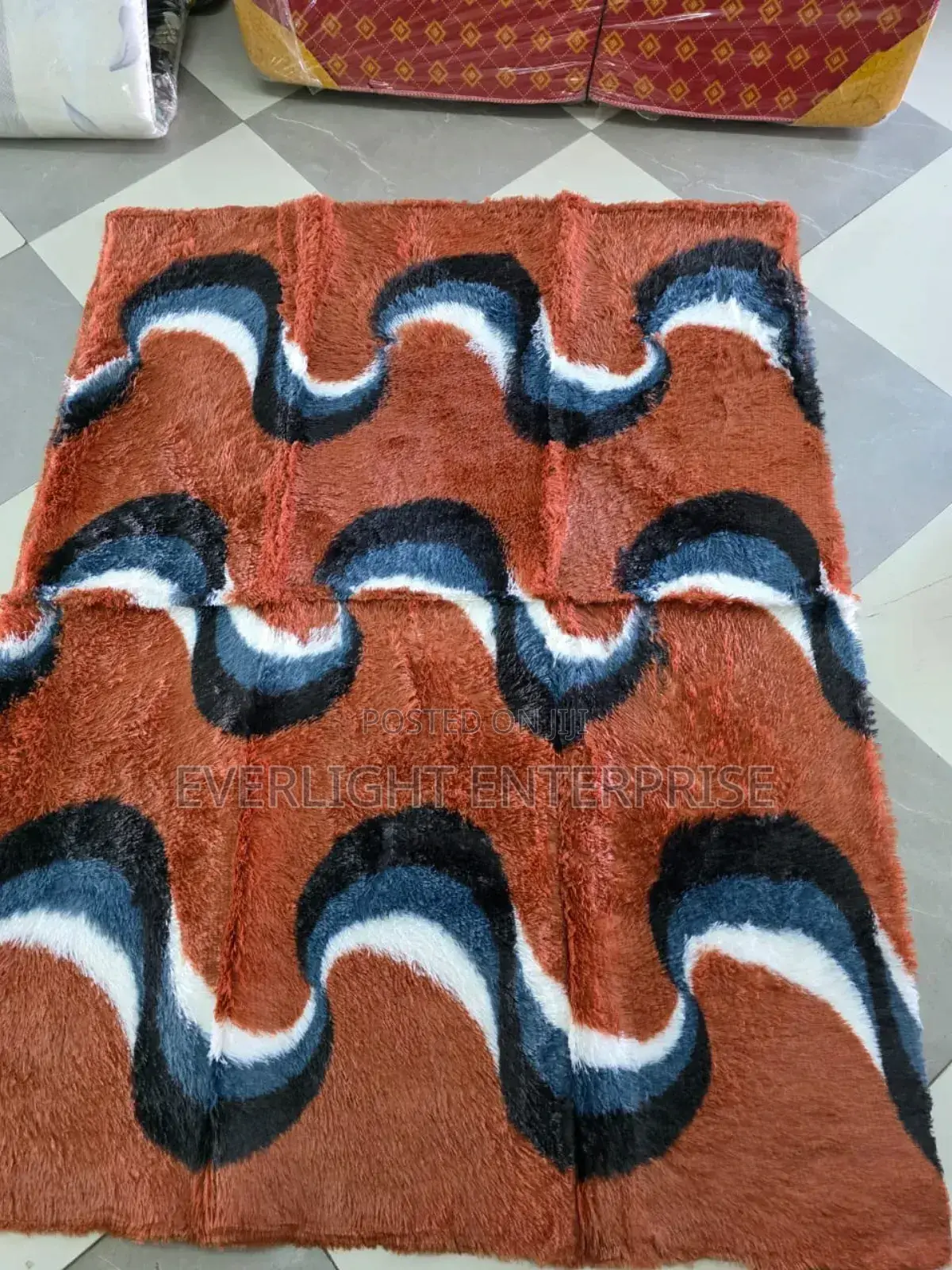 Fluffy Carpet