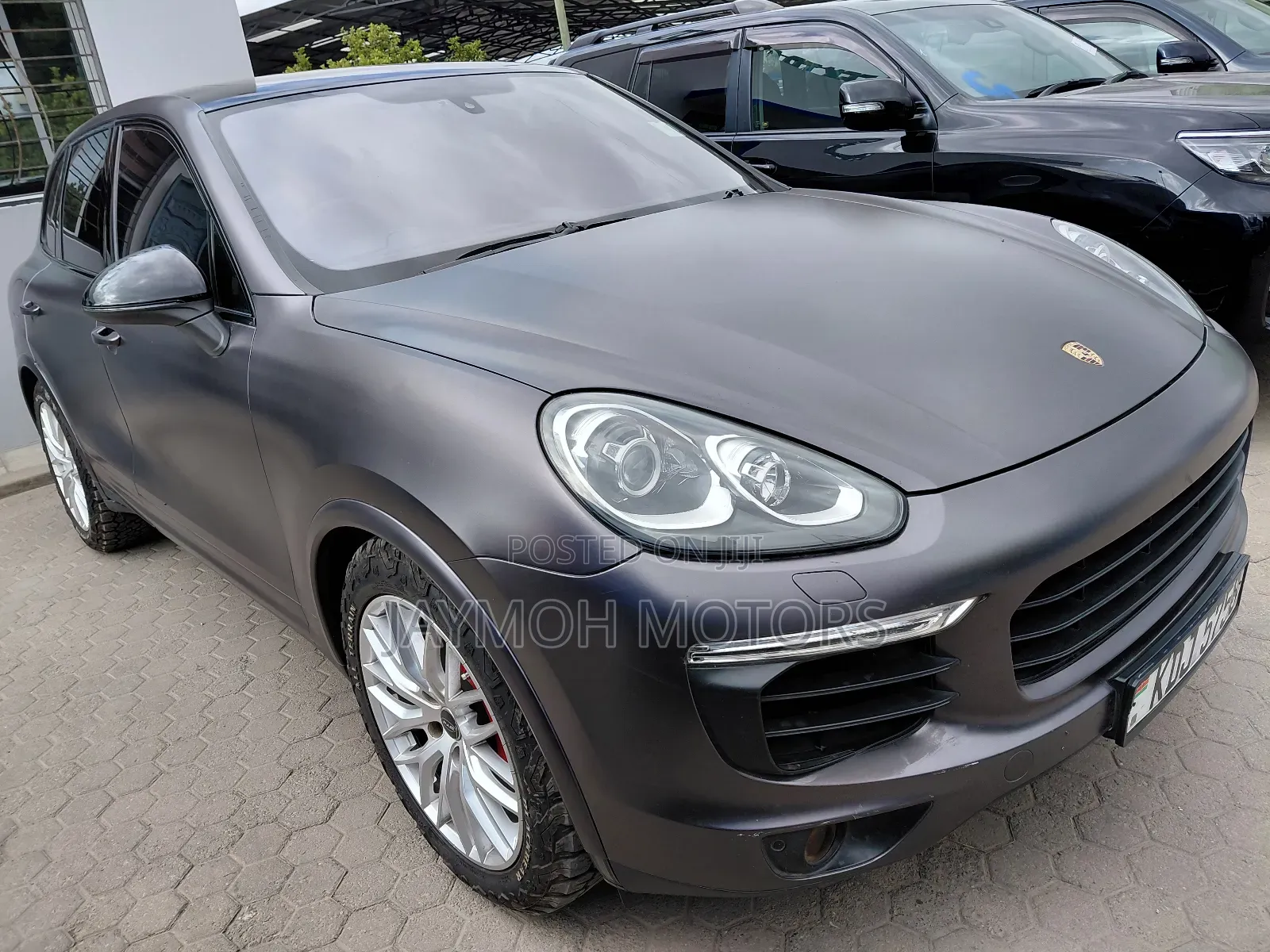Porsche Cayenne 2016 Gray