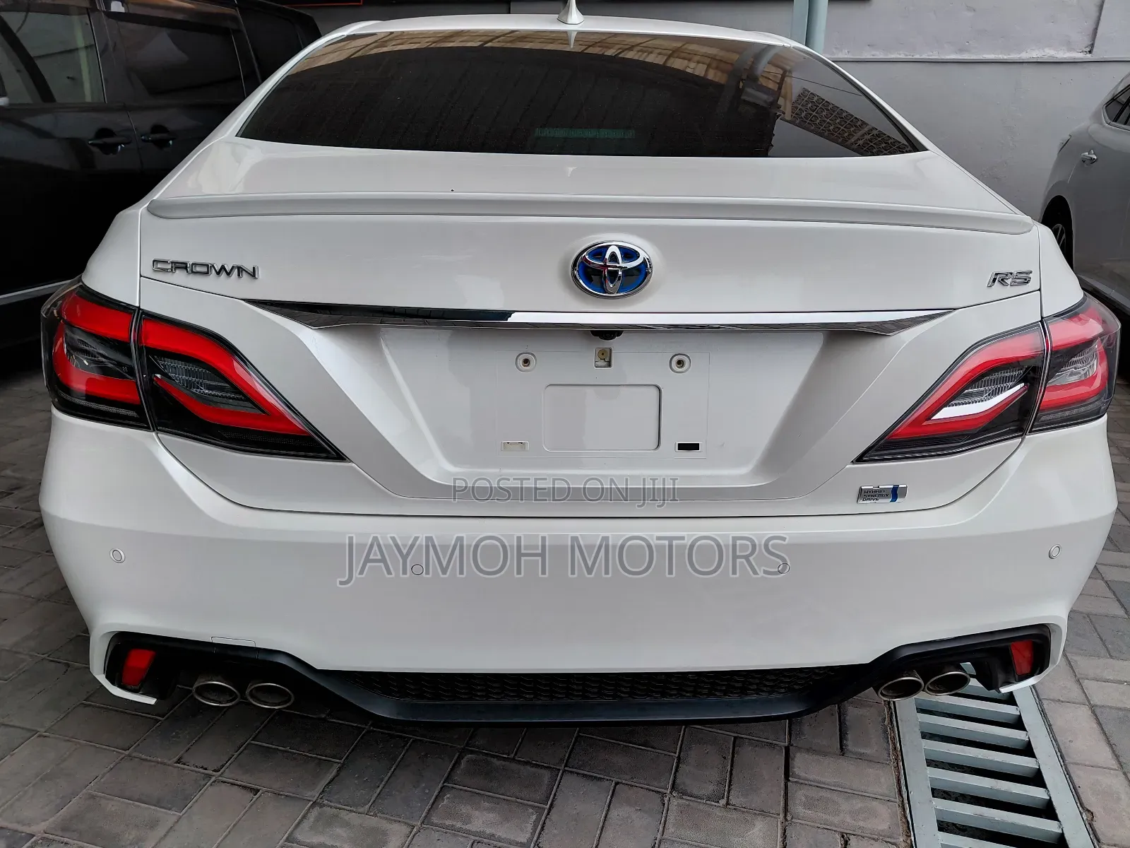 Toyota Crown 2019 Pearl
