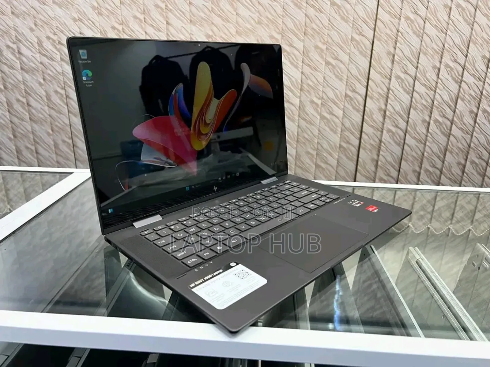 Laptop HP Envy 15 8GB AMD Ryzen 5 SSD 256GB
