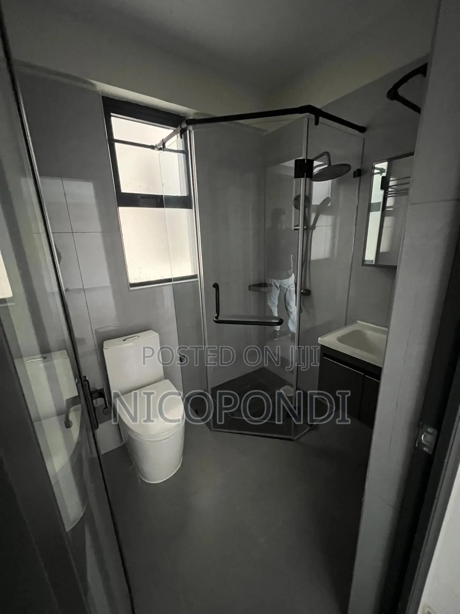2bdrm Apartment in Kilimani, Hurlingham for sale