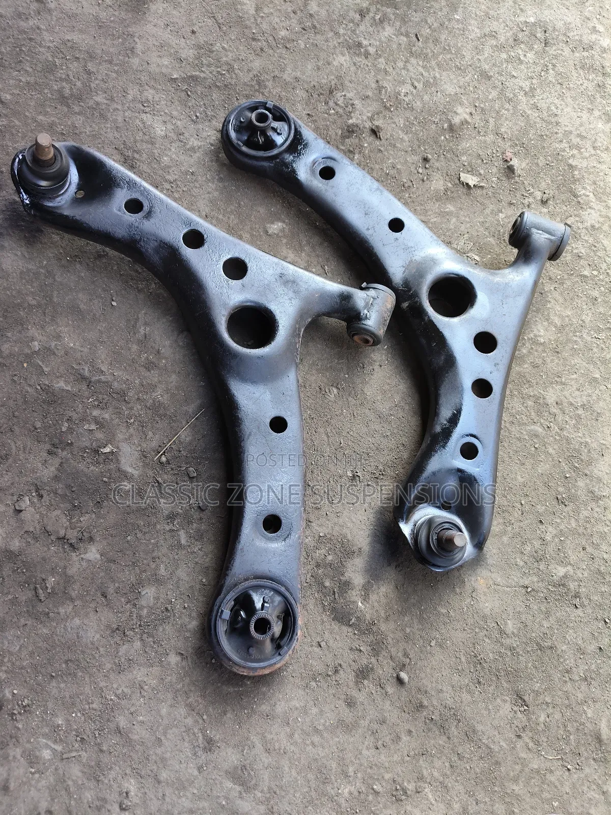 Toyota Isis Control Arms