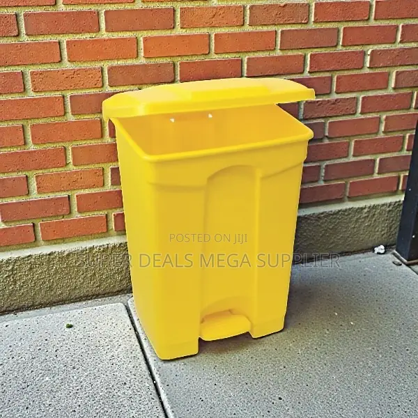 Medical Use 30 Litres Hard Plastic Step Pedal Waste Garbage Dust Bin