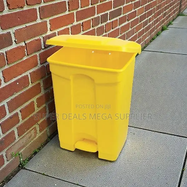 Heavy Duty 30 Litres Hard Plastic Step Pedal Waste Garbage Dust Bin