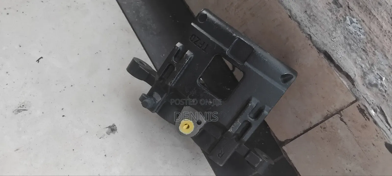 Front Caliper Hillux Old 2wd