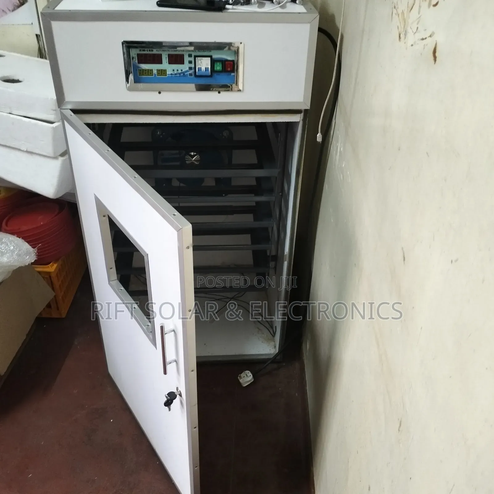 (4)470w Solar - (2)200ah Battery - 1.5kv Inverter - 528eggs Incubator