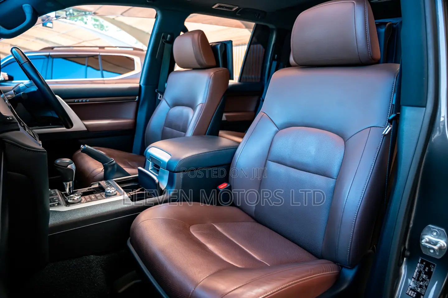 Toyota Land Cruiser 4.6 V8 ZX 2020 Gray