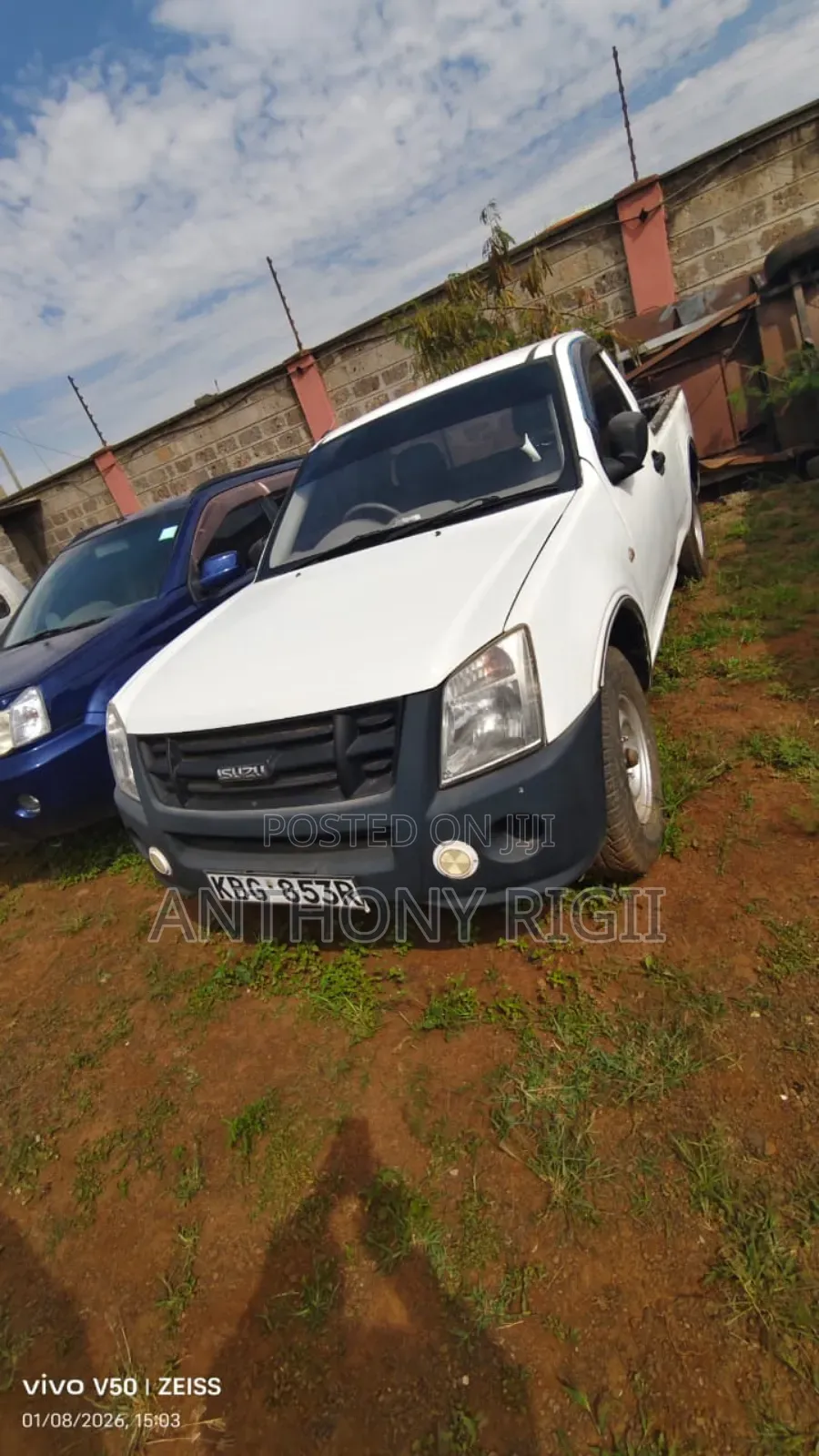 Isuzu D-MAX 2010 White