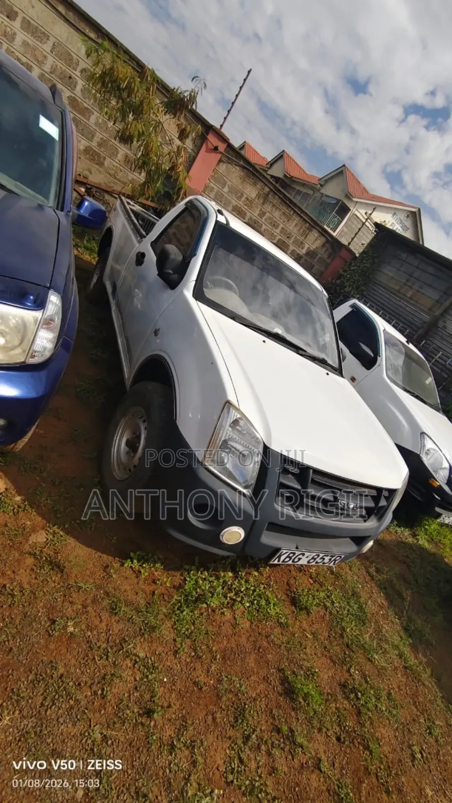 Isuzu D-MAX 2010 White