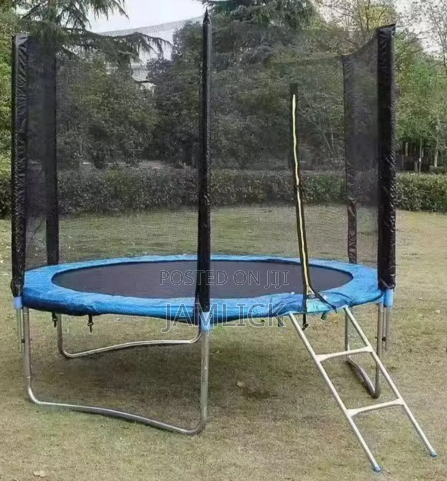 High-Quality Outdoor Trampoline for Kids and Family Fun - Gn