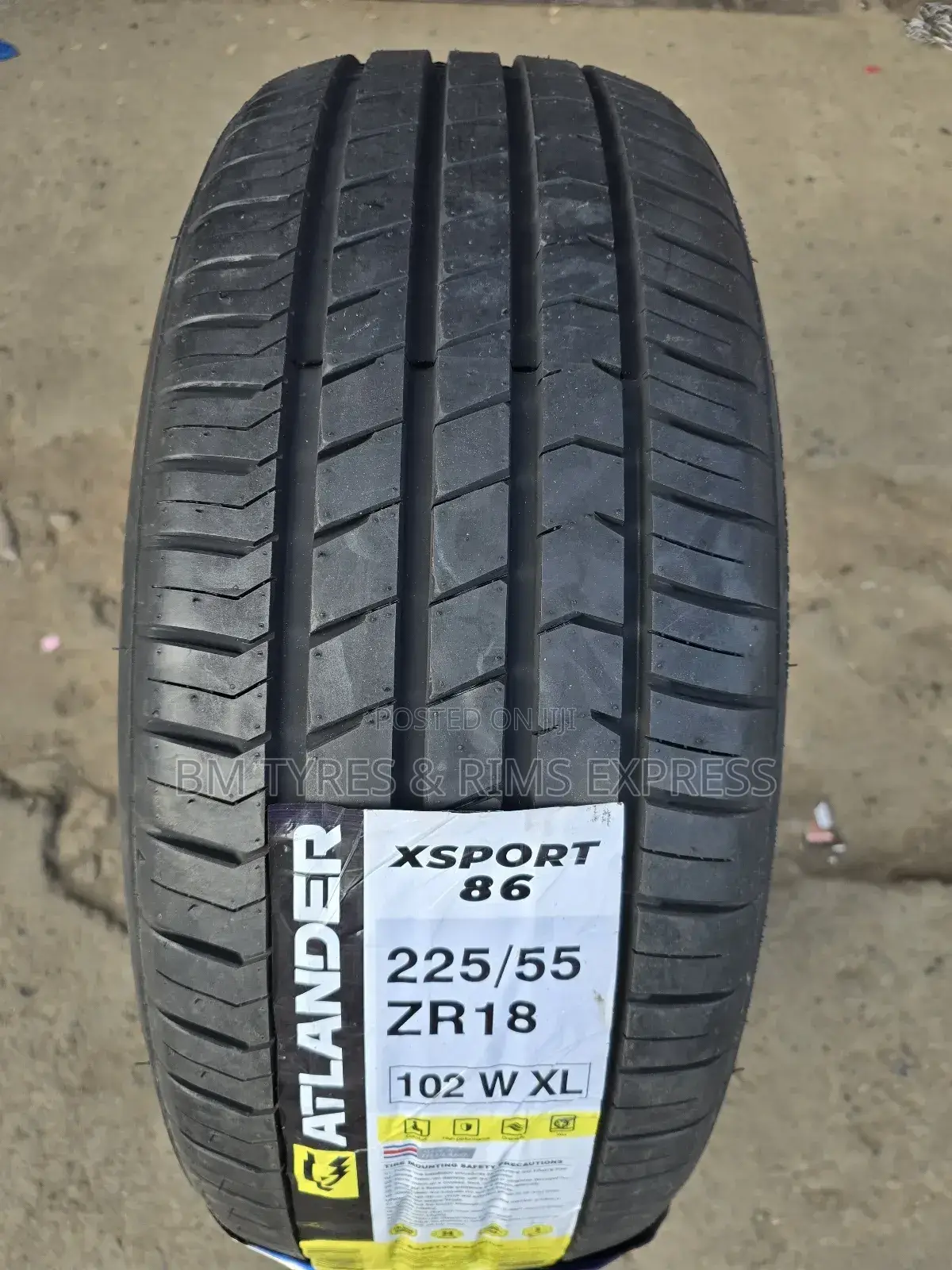 225 /55 R18 Atlander
