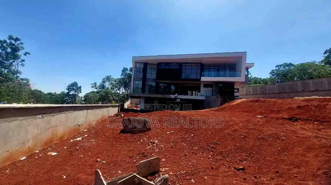 5bdrm House in Nyari for sale