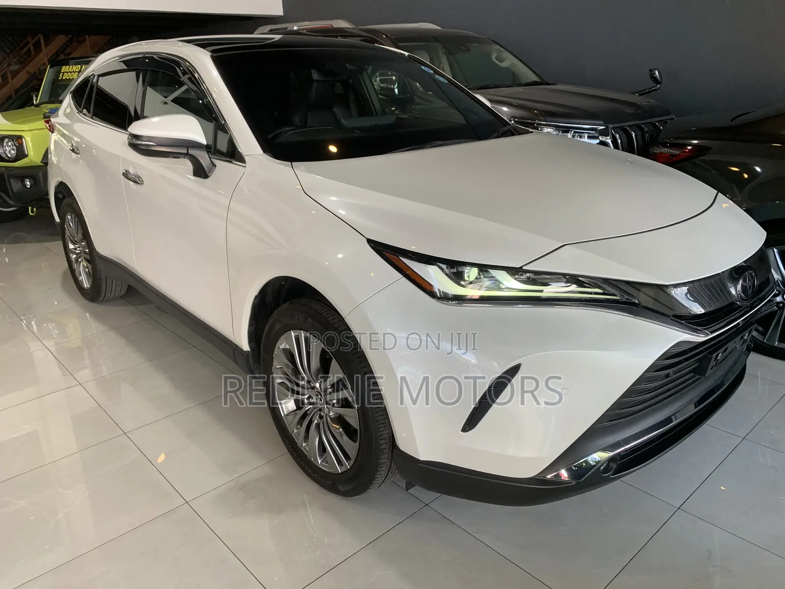 Toyota Harrier 2.0 4WD 2020 White