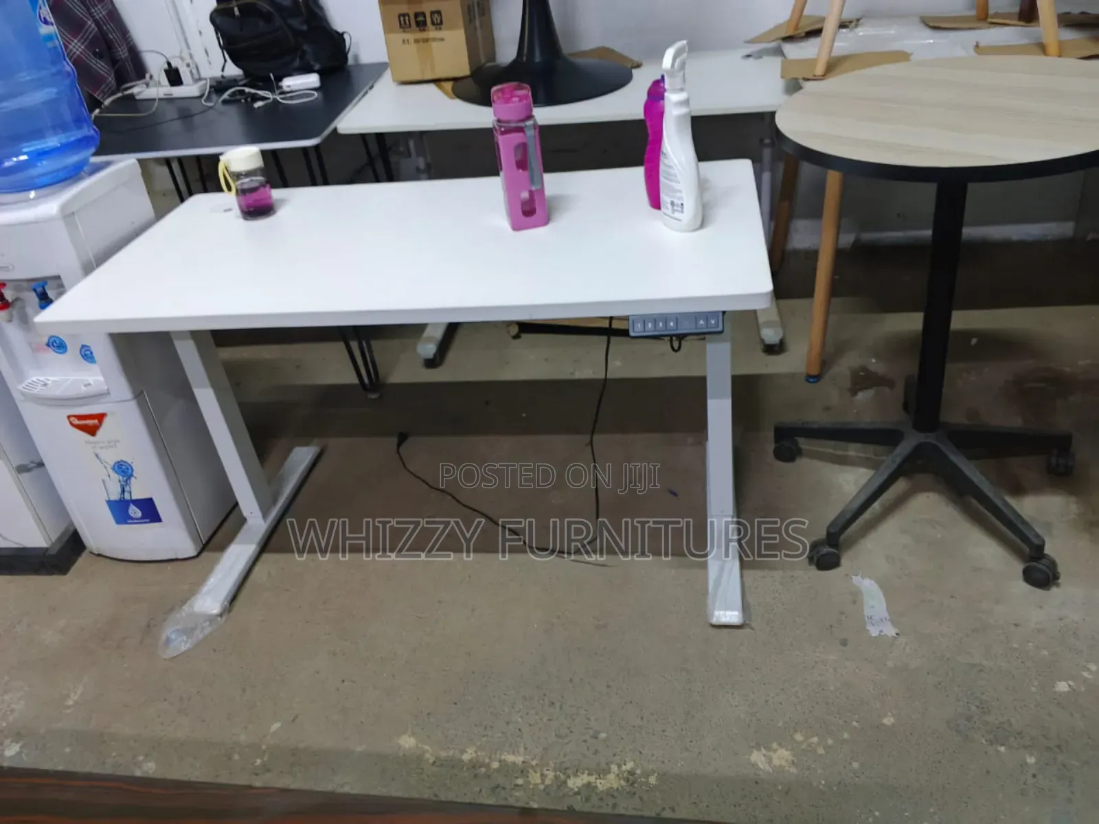 White Brand Elect Adjustable Desk