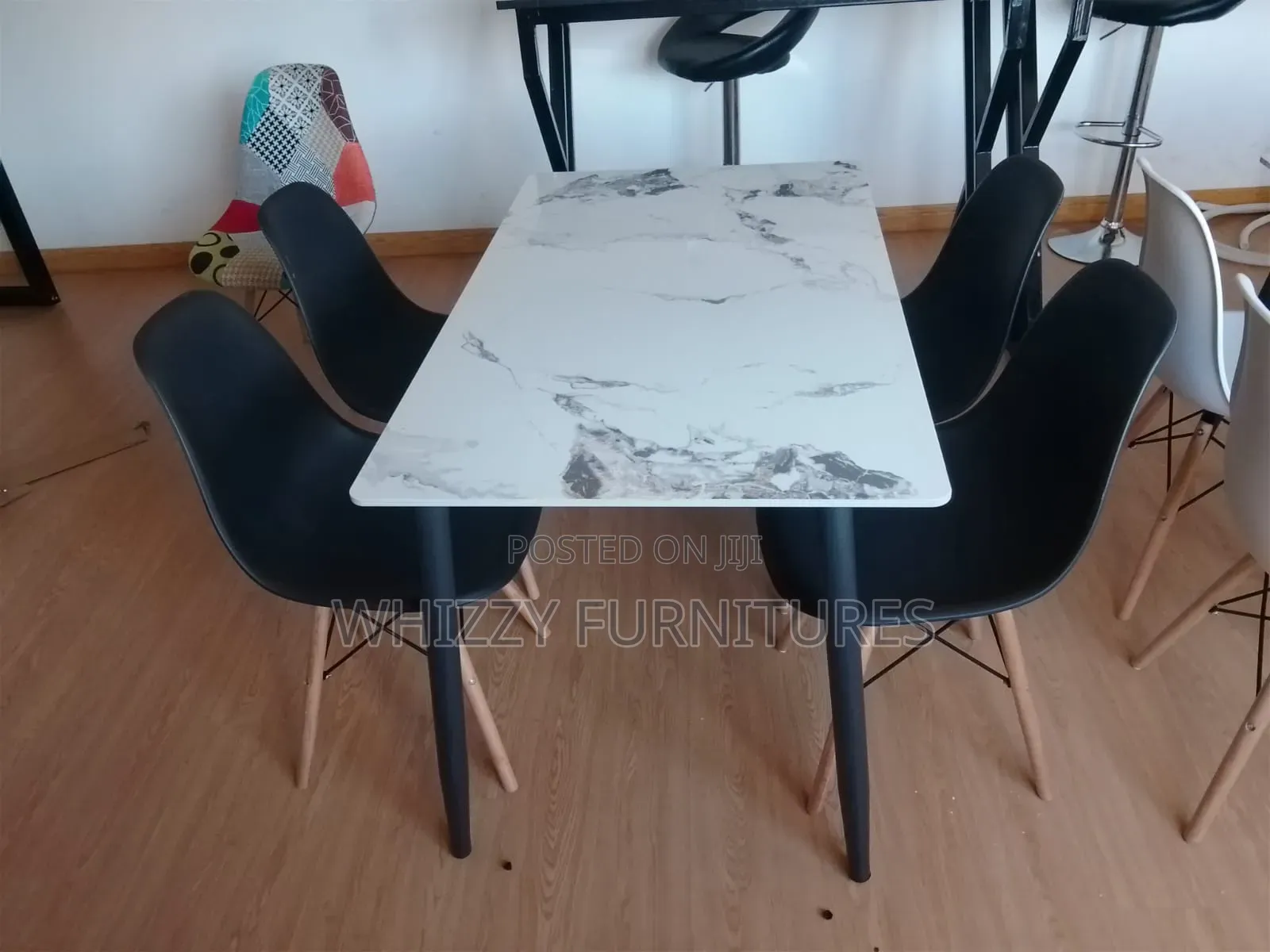 Stylish Dinning Set