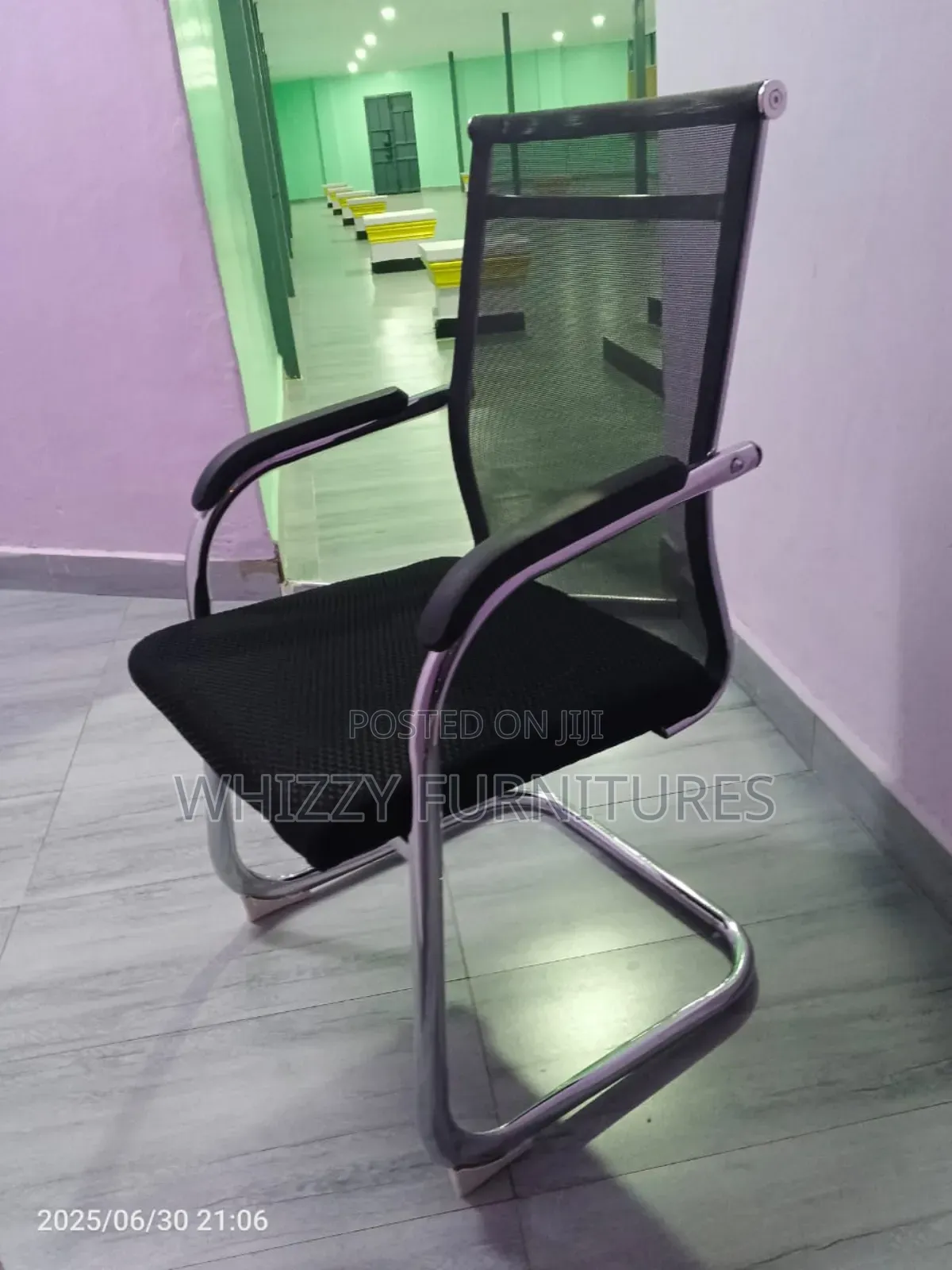 Waiting Office Chair