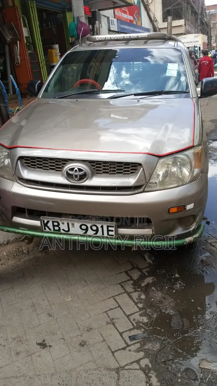 Toyota Hilux 2700i Raider 2004 Gold
