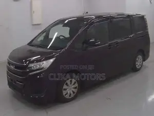 Toyota Noah 2.0 AWD (8 Seater) 2018 Brown