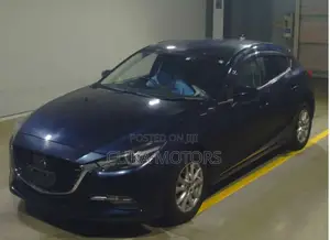 Mazda Axela 2018 Blue