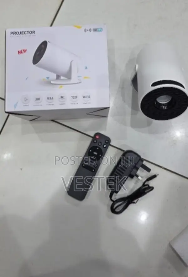 Hy 300 Ultra Android 1080p Short Lens Projector for Home Theater