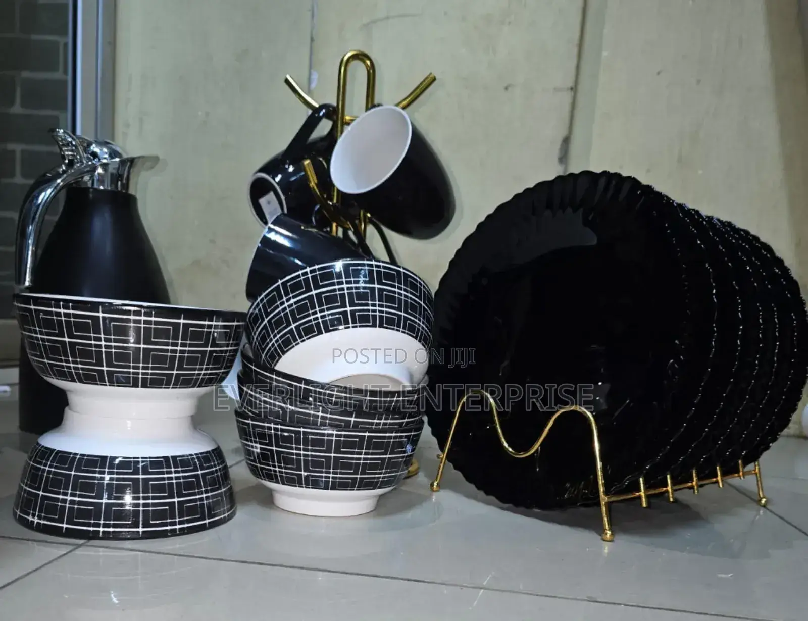 18 PCS Dinner Set