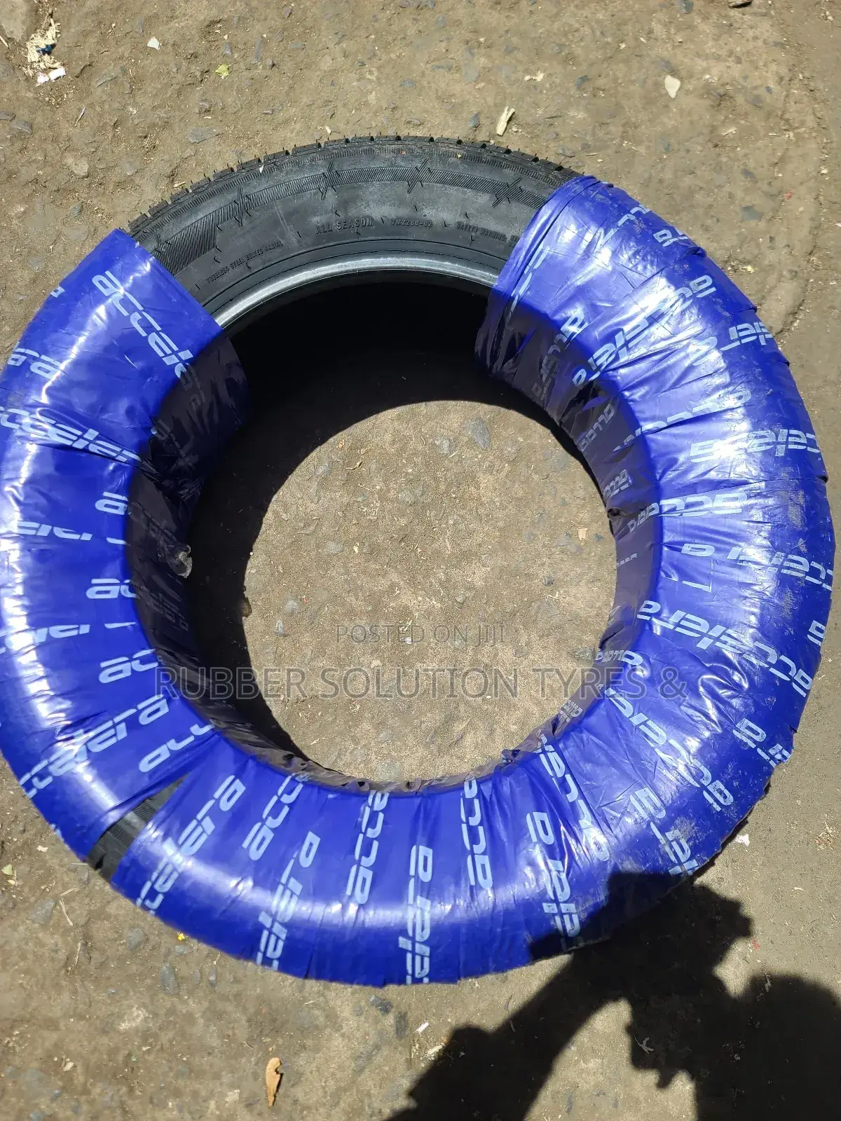 225 /65 R17 Accelera Tyres 102H Made in Indonesia