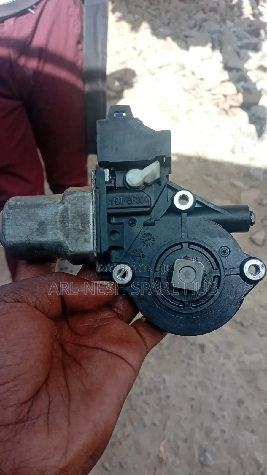 Nissan Vanette Driver Door Mirror Motor