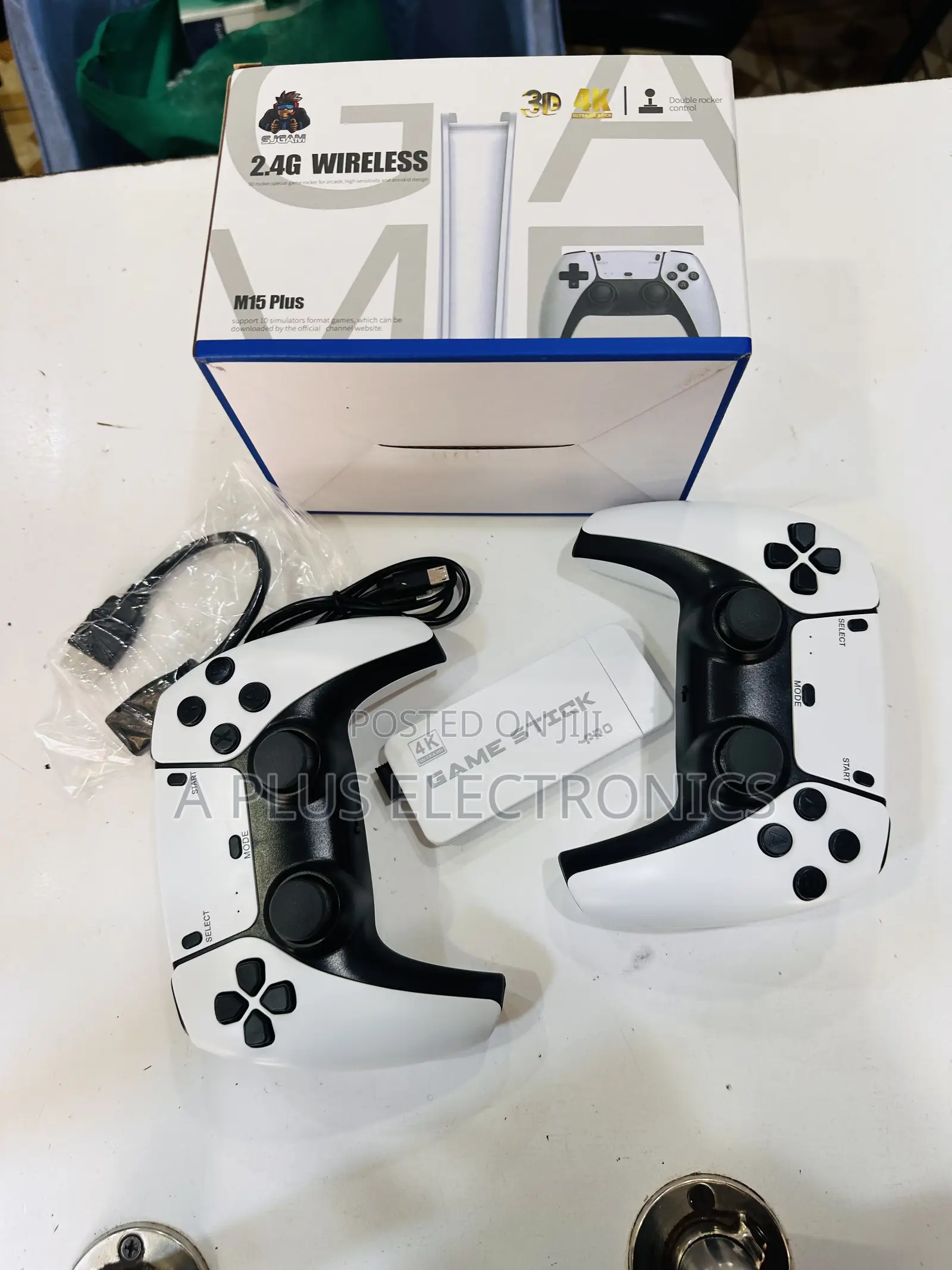 M15 Gamestick/Gamepad/Game Console – Mini Console, Mega Fun