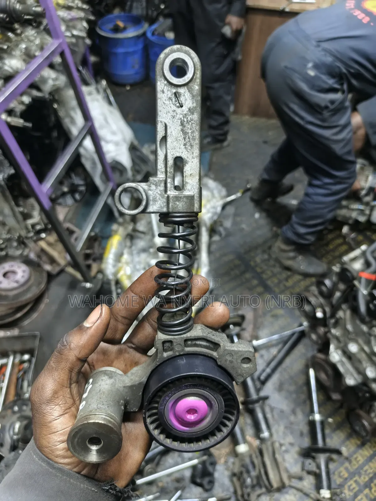 Tensioner  For 2zr  Premio,Allion,Aqua,Auris