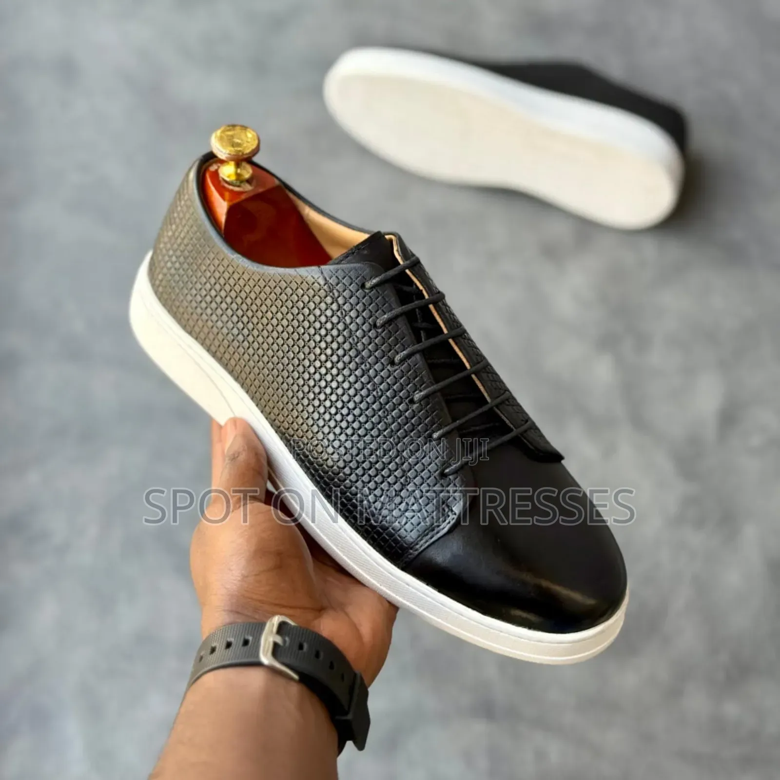 Casual Shoes For Men Available In Sizes 40-45