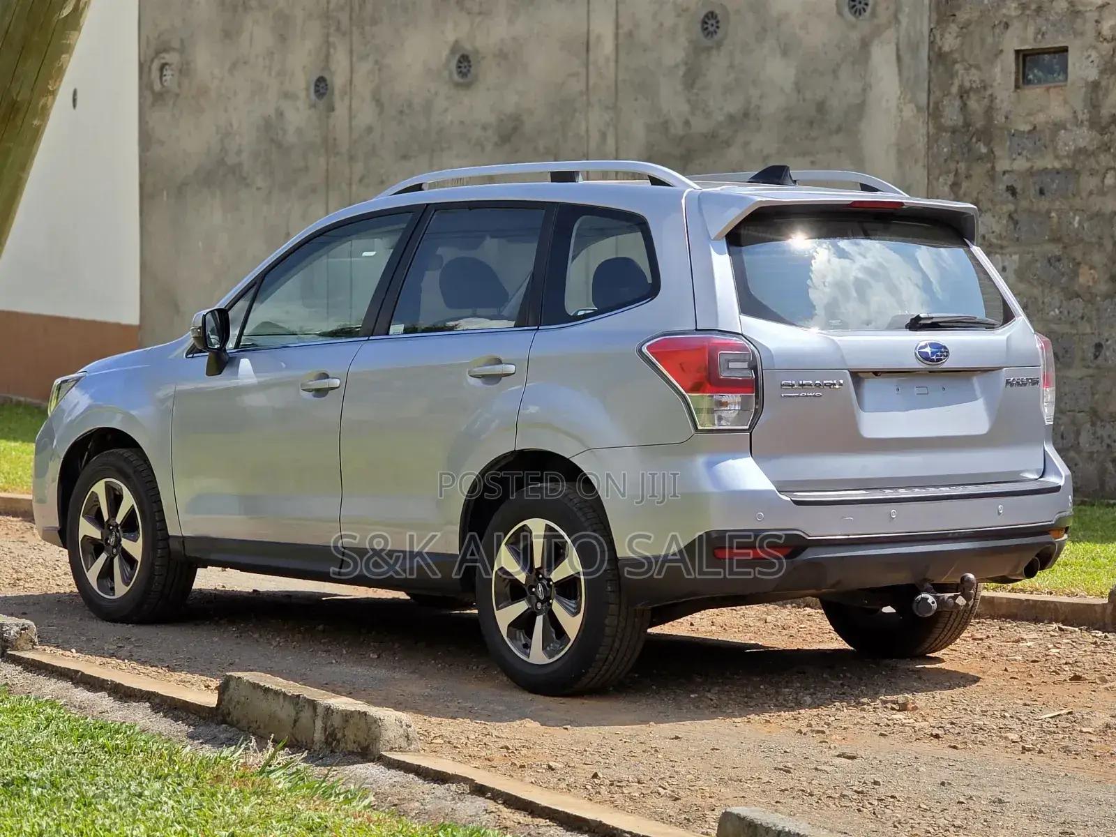 Subaru Forester 2019 Silver