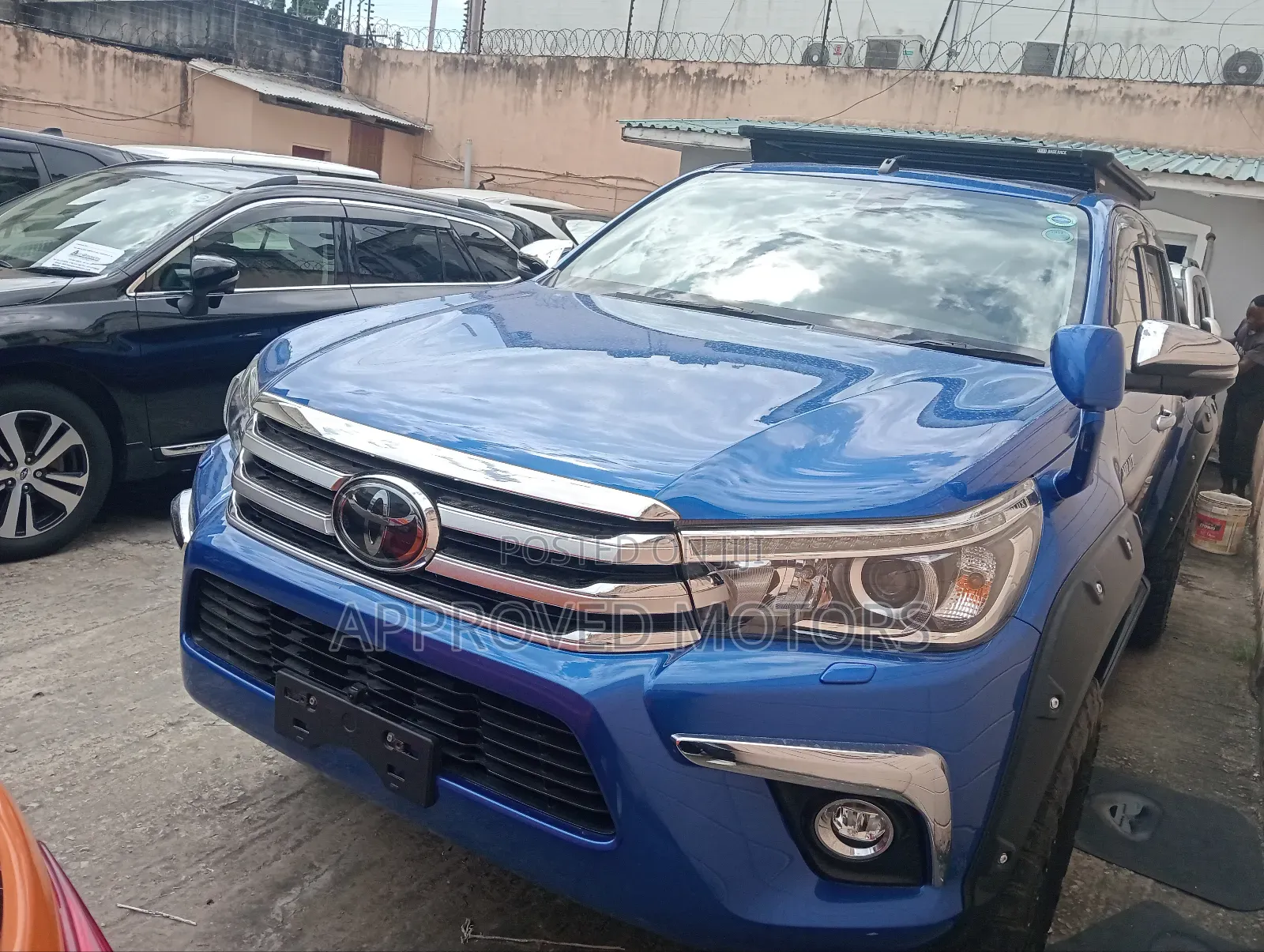 Toyota Hilux 2018 Blue