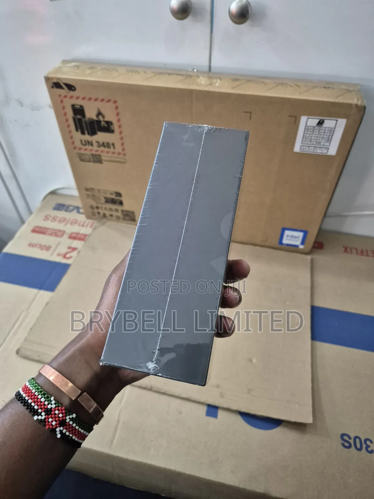 New Samsung Galaxy S20 5G Uw 128 GB Blue