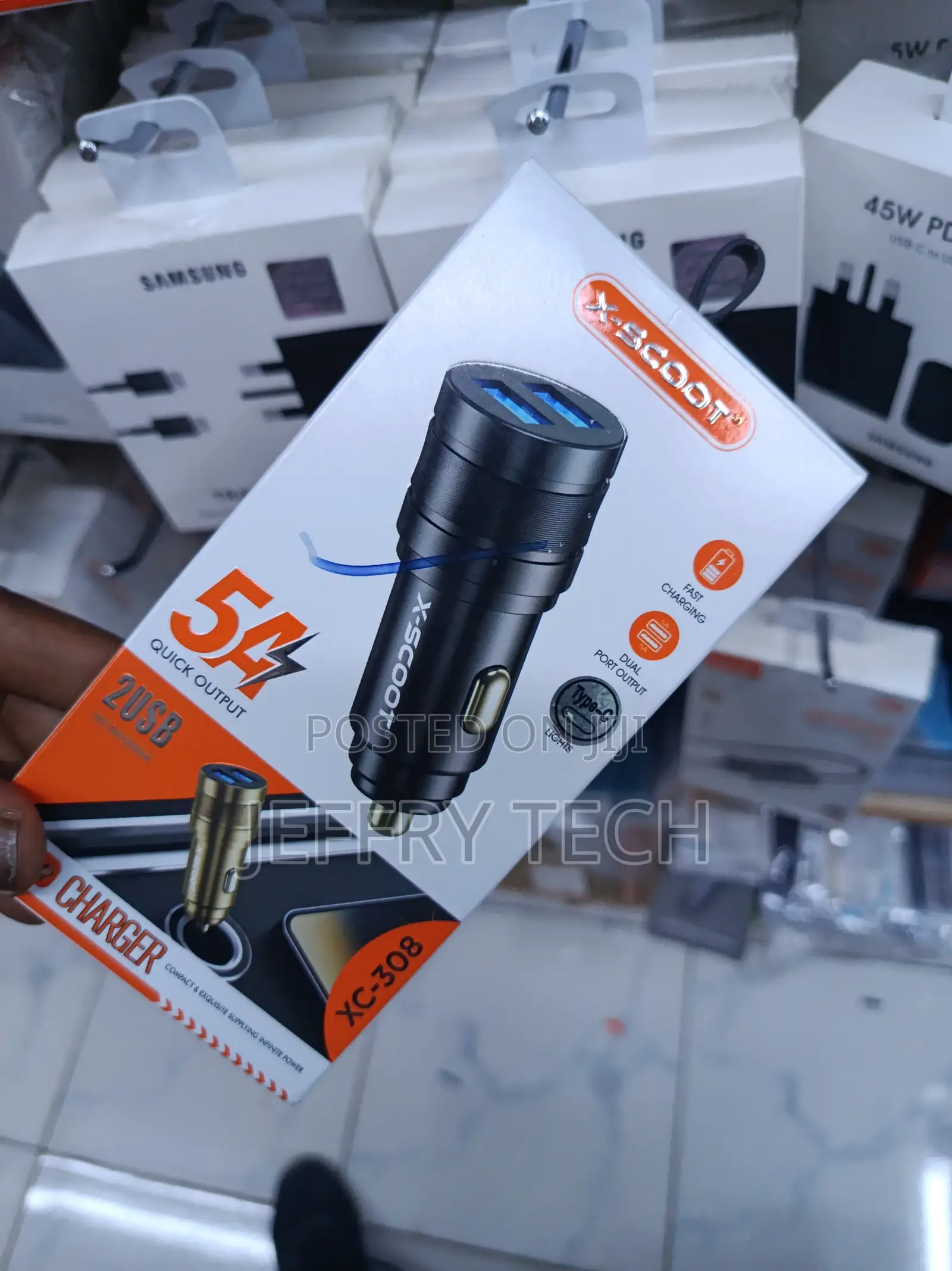 X-Scoot Xc-311 45w Pd Type-C + Qc Usb Car Charger for Fast Charging
