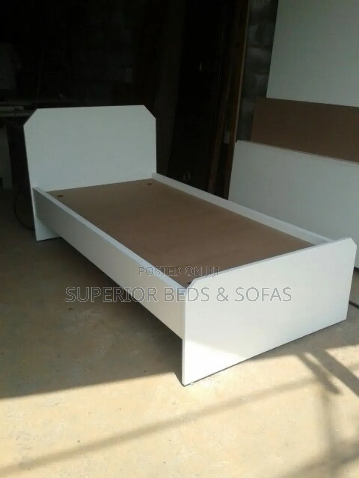 Minimal White Single Bed