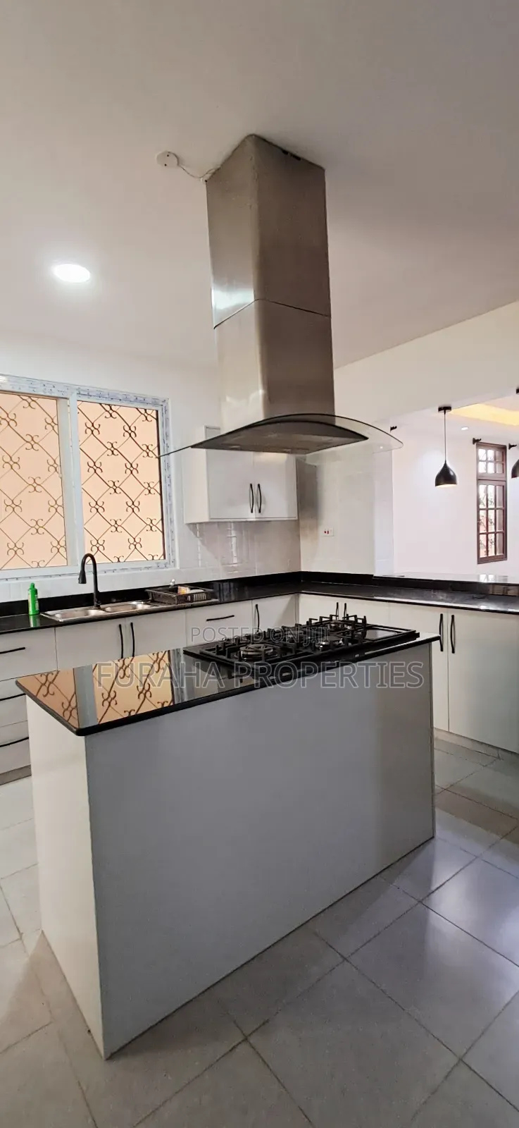 4bdrm Mansion in Shanzu for sale